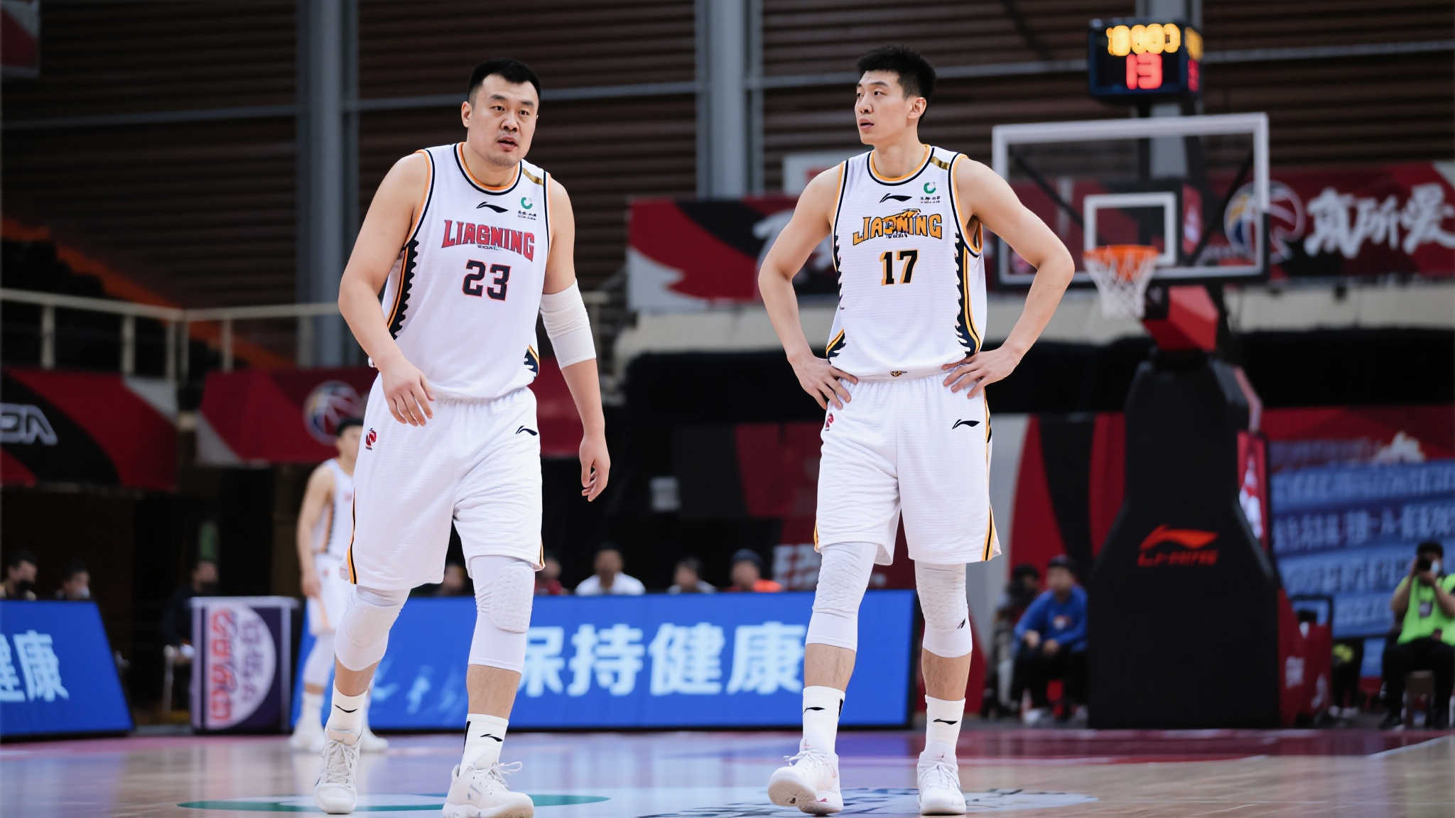 辽篮休赛期或现大调整,杨鸣透露玄冥二老去留未定 辽篮休赛期或现大调整,杨鸣透露玄冥二老去留未定